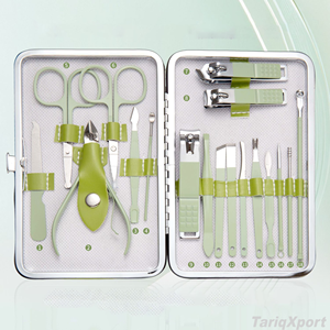 Kit de manucure de luxe durable avec logo personnalisé, 18 pièces en acier inoxydable, ciseaux à cuticules, ciseaux à sourcils, coupe-ongles, étui, pour adolescents et personnes âgées - Product Image 4