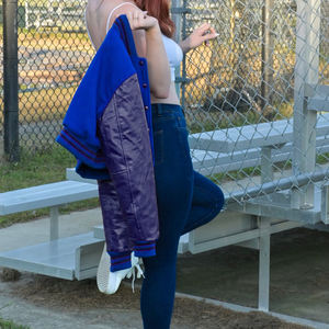 Veste courte universitaire pour femme, bleu roi et violet, style Letterman, manteau bomber, manches en similicuir, vêtement d'extérieur décontracté, mode féminine - Product Image 4