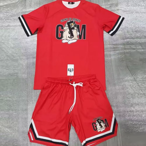 Conjunto Deportivo de Dos Piezas para Hombre, Estilo Veraniego, Personalizado, con Pantalones Cortos de Playa y Camiseta Informal - Product Image 1