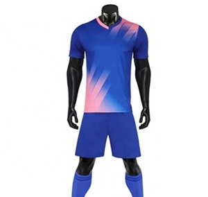 Venta al por mayor de uniformes de fútbol para hombres camisetas de fútbol 100% de poliéster transpirable uniformes de fútbol conjunto con kits de sublimación - Product Image 5