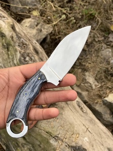 Couteau de chasse et d'abattage à lame fixe en acier Damas, fait main, avec manche en bois Paka et anneau de maintien, étui en cuir, pour le camping en extérieur - Product Image 3