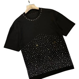 T-shirt à manches courtes pour homme Index Apparel, imprimé à pois rose avec strass, coupe classique, col rond, style tricoté décontracté - Product Image 5