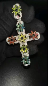 CONCEPTION Collier pendentif croix unisexe en argent sterling haut de gamme, personnalisé avec moissanite, design floral 3D, plaqué or rose, style hip-hop - Product Image 2