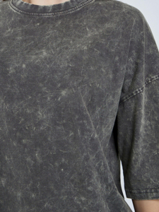 Camiseta Oversize Gris Oscuro con Lavado Ácido para Mujer, Manga Corta, Cuello Redondo, Algodón, Estilo Urbano con Estampado de Letras en el Pecho - Product Image 6