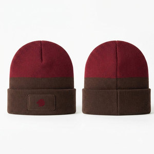 Nouveaux bonnets jacquard de qualité supérieure pour hommes et femmes, en vente en ligne, best-sellers. - Product Image 1