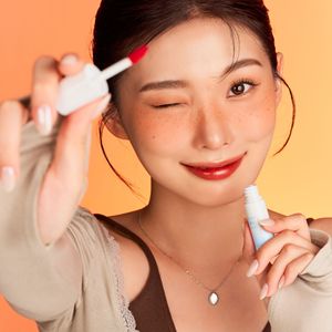 Tinte Labial Coreano Cat's Lab, Modelo CW02 Pink Wave, Brillo Acuoso Inspirado en el Océano, con Fórmula Ligera e Hidratante - Product Image 4