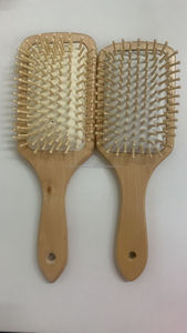 หวีผมไม้สะเดาธรรมชาติของซัพพลายเออร์อินเดียแบบไขว้ลวดลายสัตว์ฮวงจุ้ยสำหรับใช้ในบ้านร้านทำผมส่งเสริมการส่งออก - Product Image 4