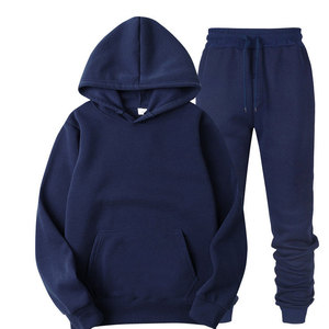Ensemble survêtement hiver personnalisé avec logo – Sweat à capuche et pantalon de jogging pas cher pour homme et femme - Product Image 2