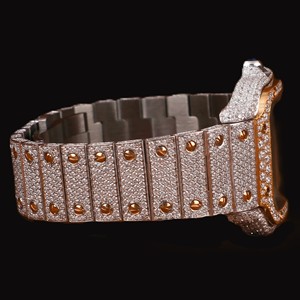 Montre en acier inoxydable avec mouvement à quartz, diamants en moissanite, cadran en verre, bracelet en or jaune, clarté VVS, élève le luxe et la mode - Product Image 5