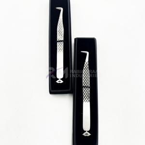 Pinzas para Extensión de Pestañas RMI de Primera Calidad con Recubrimiento Plateado para Halloween, con Caja de Cartón, Pinzas Sostenibles - Product Image 2