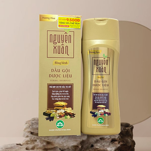 แชมพูสมุนไพรดอกไม้ระดับพรีเมียม สำหรับผมมัน ควบคุมความมัน ให้ความสดชื่น เบาสบาย สารสกัดจากธรรมชาติ ทำความสะอาดล้ำลึก สูตรอ่อนโยน รับผลิตแบบ OEM ODM - Product Image 1