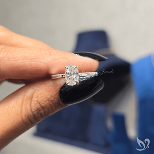 Anillo de Compromiso Clásico Ovalado con Diamante Cultivado en Laboratorio de 1 Quilate en Oro Blanco de 10k, Estilo Minimalista para Novia - Product Image 5