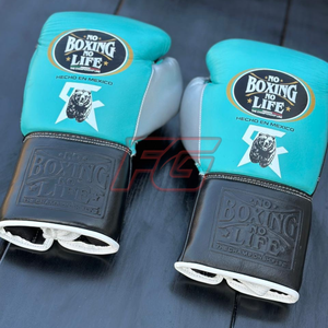 Gants de boxe MMA personnalisés pour l'entraînement et le sparring |   Fermeture à boucle et crochet pour doigts entièrement couverts |   Cuir véritable OEM - Product Image 3