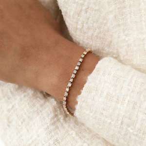ผู้จัดจำหน่ายเครื่องประดับเงินแท้ 925 แบบสั่งทำ สร้อยข้อมือเทนนิสทรงบาแกตต์และทรงกลม ประดับแบบช่องใส่ สร้อยข้อมือแบบโซ่สำหรับผู้หญิง - Product Image 3