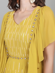 Robe de soirée pour femme, nouvelle collection, qualité supérieure, 1 pièce, avec volants, disponible au prix de gros auprès de l'exportateur - Product Image 3
