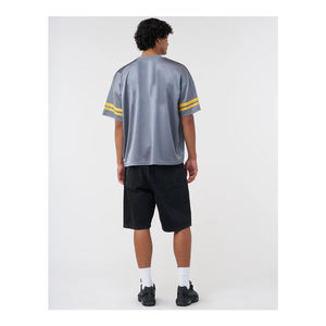 Maillot de football américain personnalisé pour hommes, coupe régulière, respirant, séchage rapide, polyester, col en V, entraînement estival, vente en gros OEM - Product Image 1