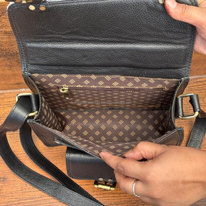 2025 personnalisé 2025 vente en gros en Stock sac à bandoulière en cuir de vachette pour femmes de haute qualité en cuir véritable sacs à main à bandoulière - Product Image 6