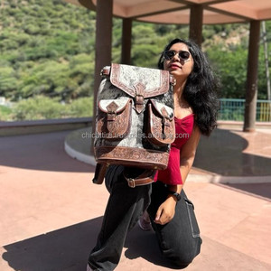 Nouvel arrivage de sac à dos en cuir de vachette avec cheveux usinés à la main de style occidental sac à dos durable en cuir véritable de haute qualité pour femmes - Product Image 2