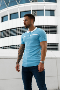 Polo de Punto Azul Claro para Hombre, Manga Corta, Corte Ajustado, Ribete en Contraste, Estilo Preppy, Color Sólido - Product Image 2