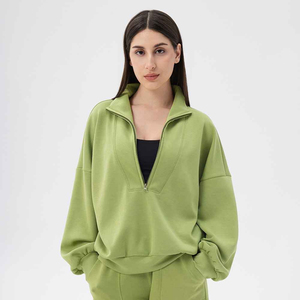 เสื้อสเวตเชิ้ตผู้หญิงทรงโอเวอร์ไซส์ คอตั้งแบบซิปครึ่งตัว สีพื้น ไหล่ตก แขนยาว ผ้าถักนิตติ้ง ผ้าฝ้าย ใส่สบายๆ สำหรับฤดูใบไม้ร่วง - Product Image 4