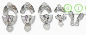 Juego de Instrumentos Dentales de Ortodoncia al por Mayor: Bandejas de Impresión Dentales Superiores e Inferiores de Acero Inoxidable Perforadas y Autoclavables - Product Image 1