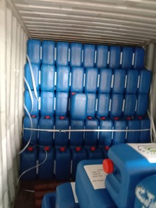 ยางธรรมชาติ NGOC CHAU สีขาวนม HA 60% DRC เกรดเคลือบยางธรรมชาติ บรรจุ 205 กก. 10 ถัง วัตถุดิบสำหรับทำกาว - Product Image 4