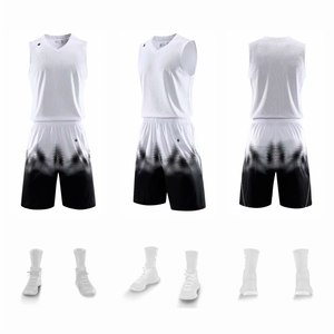 Ensemble de maillot de basketball imprimé par transfert thermique pour homme, sans manches, col en V, anti-humidité, avec short et chaussettes assortis, personnalisable à l'avant - Product Image 3