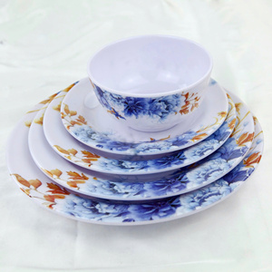 Juego de Tazones de Melamina, Diseño Floral Azul con Líneas Zen, Forma Redonda Pigmentada, No Tóxico, Apto para Lavavajillas y Microondas, Diseño Moderno - Product Image 1
