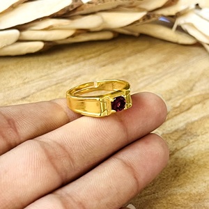 Latest Design <b>Garnet</b> Gold <b>Ring</b> Minimalist Brass <b>Rings</b> For Men 18k Plated Geometric Signet Statement Jewelry Wholesale/OEM/ODM - Product Image 2