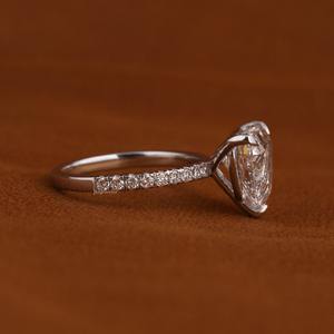 Bague de fiançailles solitaire en or blanc 14 carats avec diamant de laboratoire en forme de cœur de qualité supérieure pour femmes, bijoux de luxe sur mesure - Product Image 5