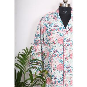 Robe de chambre luxueuse en coton imprimé au bloc, avec ceinture à nouer à la taille, design enveloppant, confortable, pour femme - Product Image 2
