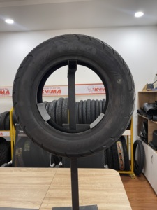 Pneu tubeless en caoutchouc naturel KUMA K201 fabriqué au Vietnam, neuf, 110/70-12, 3.00-17 TL, pneu de scooter de haute qualité fabriqué au Vietnam, 20 000 km - Product Image 3