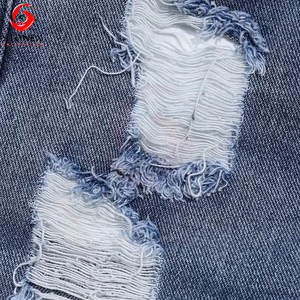 Shorts de Mezclilla High Mom con Bordes Deshilachados, Estilo Desgarrado Azul Claro, Transpirables, Ecológicos, de Secado Rápido, a la Moda para Mujer - Product Image 3