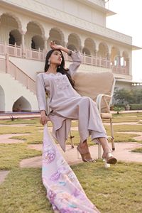 Trendy Fashion Cotton Silk <b>Kurtis</b> for Office and Regular Wear at Wholesale Price Casual Dresses Kurti Set - Product Image 3