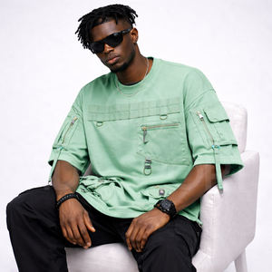 Camiseta Táctica Tech Wear Más Vendida, Camiseta Cargo Oversize de Estilo Urbano con Múltiples Bolsillos, Camiseta de Moda Tech Wear para Hombre - Product Image 2