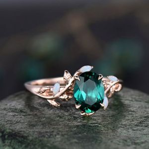 Bague de fiançailles pour femme en argent plaqué or rose avec moissanite taille coussin et sertissage à griffes, motif végétal, style classique - Product Image 6