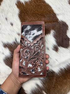 Large Capacity Intricate And Unique Clutch Floral Design Cowhide Genuine Leather Handcrafted Vintage Design <b>Women</b> <b>Wallet</b> - Product Image 1
