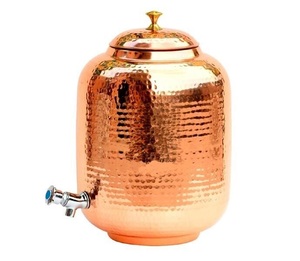 Distributeur d'eau en cuivre pur, fait main, martelé, récipient Matka, réservoir de stockage, distributeur de boissons avec robinet - Product Image 1