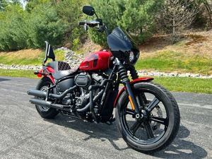 Motocicleta Cruiser FXBBS 2023 Street Bob 114 para Adultos, EFI, ABS, Características Premium de Bobber, Origen Estadounidense, Cilindrada de 1000-1500cc, Velocidad Máxima - Product Image 1