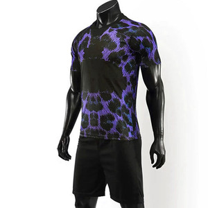 Uniformes de Fútbol Personalizados con Sublimación, Conjuntos de Fútbol Premium para Adultos y Jóvenes, Ropa Deportiva de Alto Rendimiento - Product Image 6