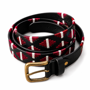 Cinturón de Cuero Étnico Bordado con Patrón Geométrico Rojo Blanco Negro Hebilla de Pin Casual Rectangular de Cobre Duradero - Product Image 1