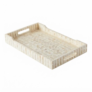 Plateau décoratif de luxe en nacre avec poignées en feuille d'or, fait main, ovale, en coquille de MOP, pour servir le café - Product Image 2