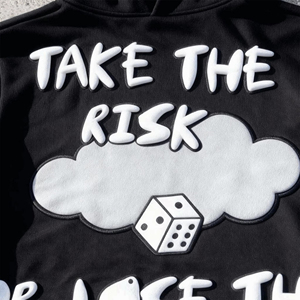 Nouveaux sweats à capuche pour femmes en couleur unie avec impression en relief, fabriqués au Pakistan - Product Image 6