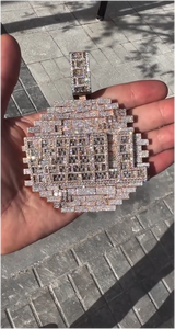 Pendentif Hip Hop Grande Taille en Stock pour Hommes et Garçons Branchés, Bijoux Bling Micro-Pavés en Moissanite Effet Glaçon, Vente en Gros - Product Image 2