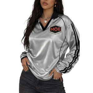 Maillot de sport personnalisé en satin brillant pour femme, à manches longues, col en V, style streetwear décontracté, fournisseur en gros, maillot de football américain - Product Image 5