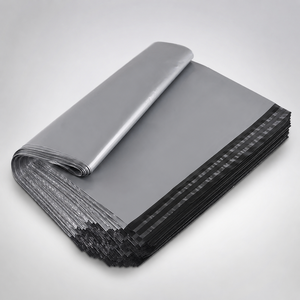 Bolsas de Polietileno Negras Autosellables, Impermeables, para Envíos de Mensajería y Embalaje para Comercio Electrónico - Product Image 2