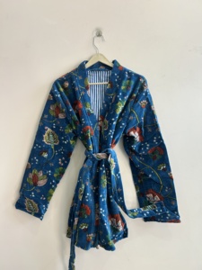 Robe kimono bohème en velours de coton indien, peignoir imprimé animal - Product Image 5