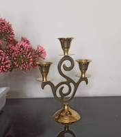 Candélabre élégant à trois bras en laiton, support en métal de qualité supérieure pour la maison, la table à manger, le salon, les mariages et les fêtes, à prix abordable
