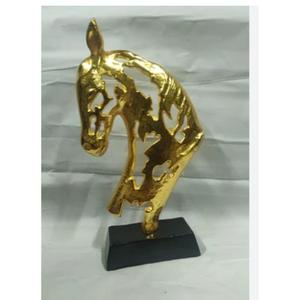 Statue décorative en aluminium coulé à la main de luxe pour salon, chambre, bureau, zone de réception et décoration hôtelière - Product Image 4
