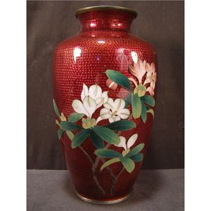 Jarrón Metálico Floral Moderno con Detalles en Hoja de Oro, Maceta Botánica Pintada a Mano para Decoración de Hogar de Lujo y Diseño de Interiores - Product Image 3